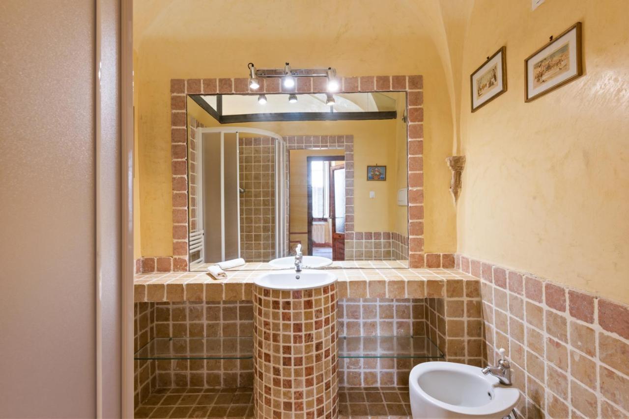 Appartamento Beatrice - Affitti Brevi Italia Siena Bagian luar foto