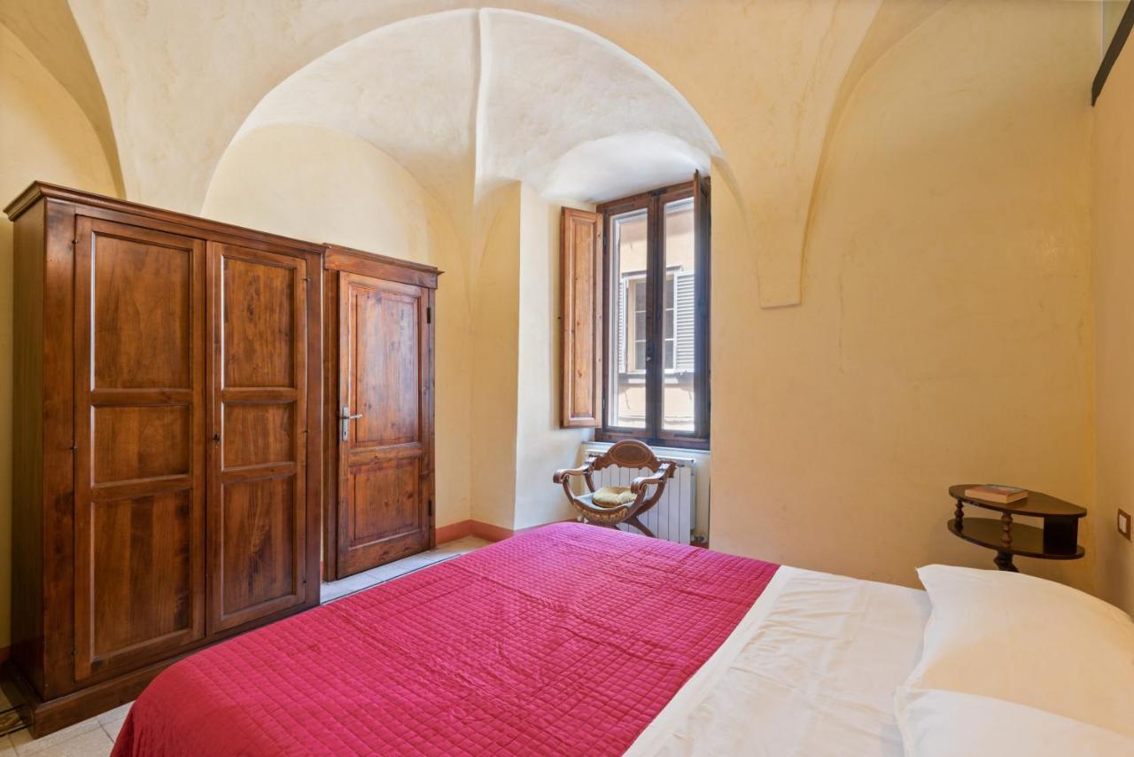 Appartamento Beatrice - Affitti Brevi Italia Siena Bagian luar foto